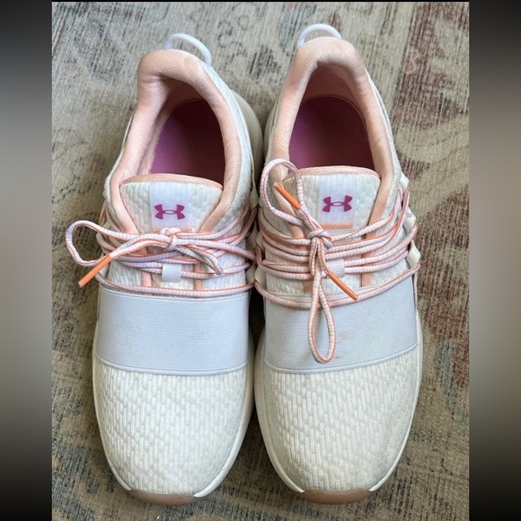 Under Armour Shoes - Woman’s under armour sneakers size 9